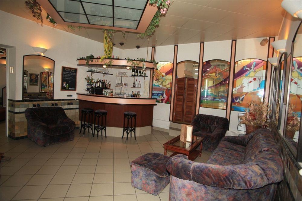 De L'aviation 3*